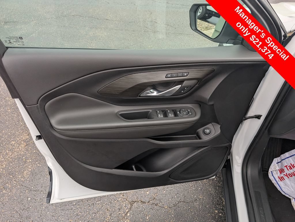 Used 2022 GMC Terrain SLT FWD image 14