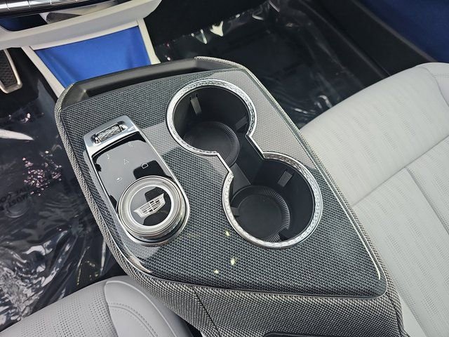 New 2026 Cadillac Optiq Sport 2 w/ LPO, Floor Liner Package image 23