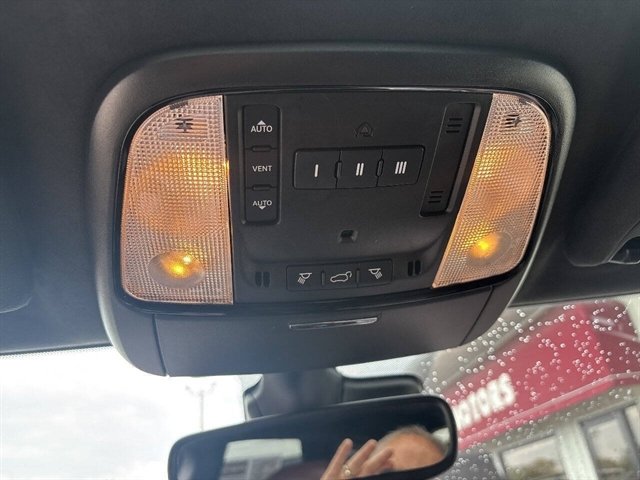Used 2022 Dodge Durango Citadel AWD/4WD image 8