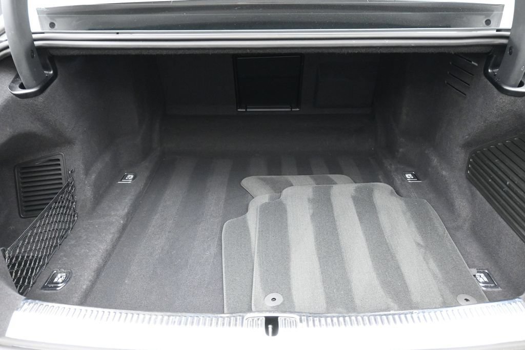 Used 2023 Audi S8 w/ S8 Executive Package AWD/4WD image 24