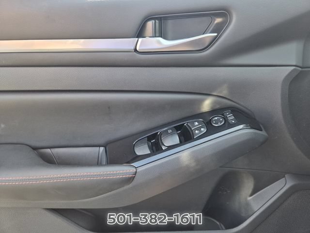 Used 2024 Nissan Altima 2.5 SR FWD image 28