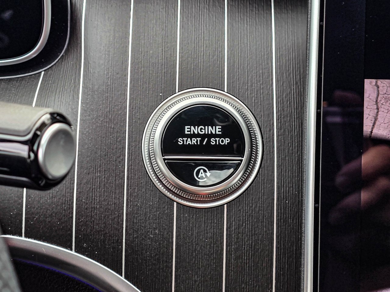 New 2025 Mercedes-Benz C 300 4MATIC Sedan image 21