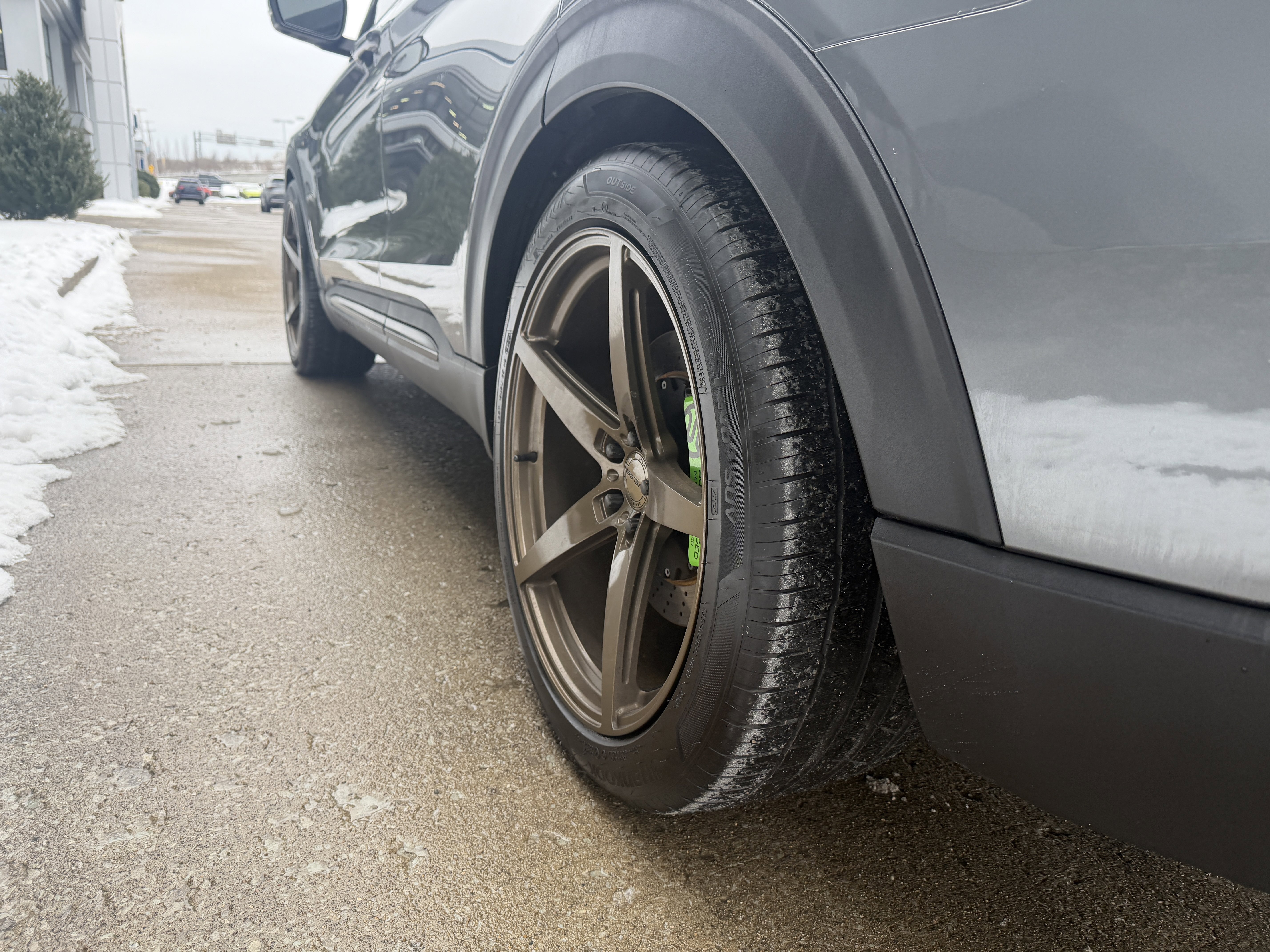 Used 2025 Ford Explorer ST image 15