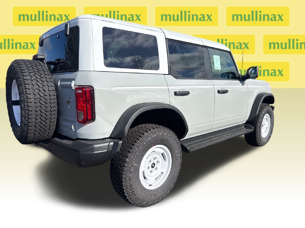 New 2026 Ford Bronco Heritage Edition AWD/4WD image 3