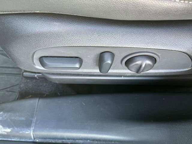 Used 2023 Buick Encore GX Essence w/ Experience Buick Package image 16