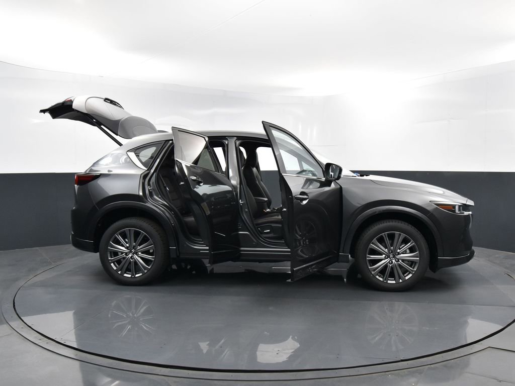 New 2025 MAZDA CX-5 Signature image 39