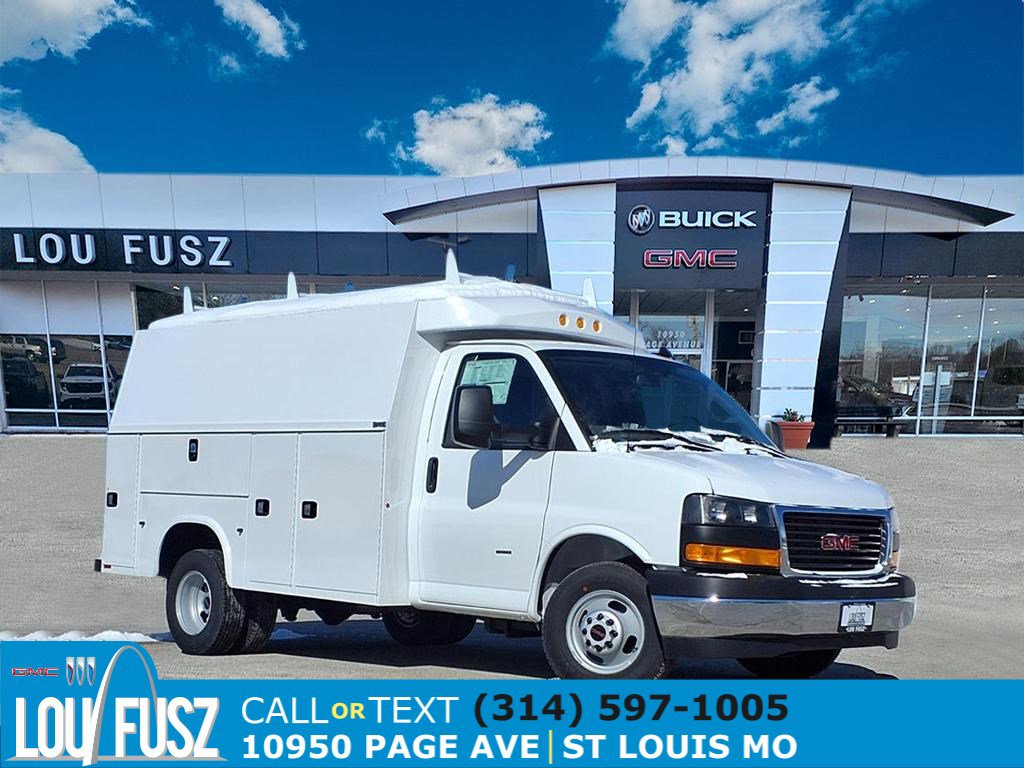 New 2025 GMC Savana 3500 w/ Power Convenience Package RWD image 1