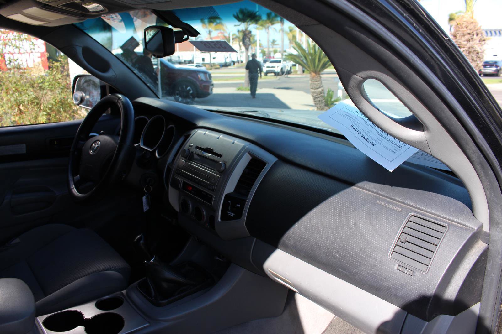 Used 2009 Toyota Tacoma PreRunner image 15