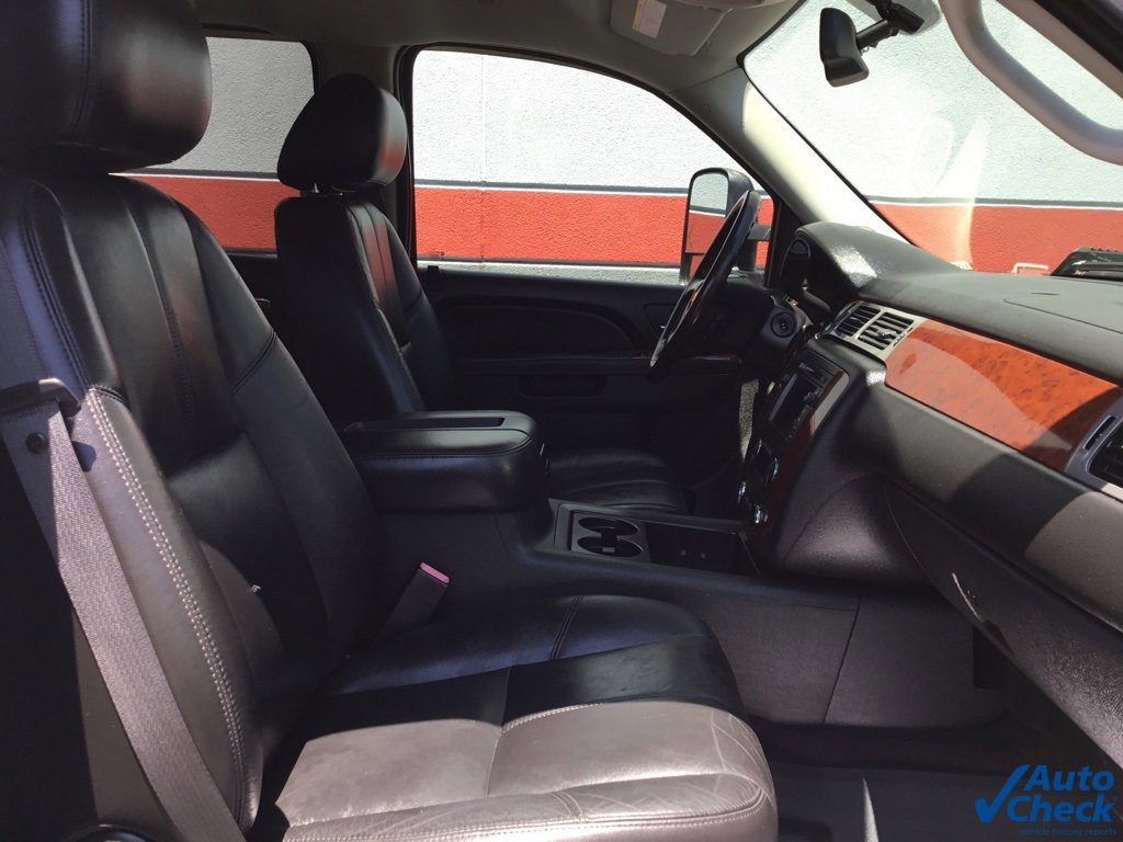 Used 2011 Chevrolet Silverado 3500 LTZ w/ Snow Plow Prep Package image 41