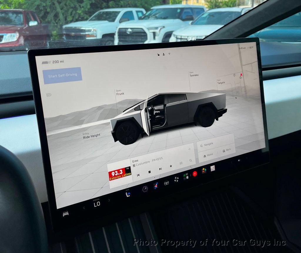 Used 2025 Tesla Cybertruck AWD Crew Cab image 24
