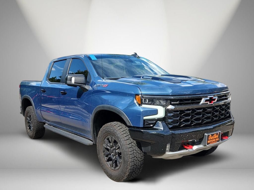 Used 2024 Chevrolet Silverado 1500 ZR2 w/ Technology Package AWD/4WD image 1