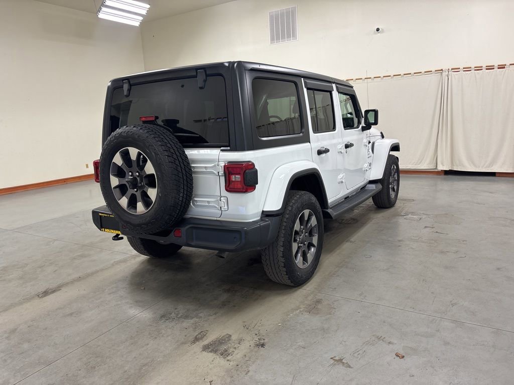 Used 2018 Jeep Wrangler Unlimited Sahara image 8