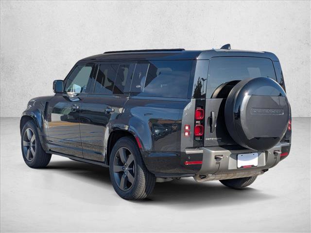 Used 2023 Land Rover Defender 130 X-Dynamic SE AWD/4WD image 8