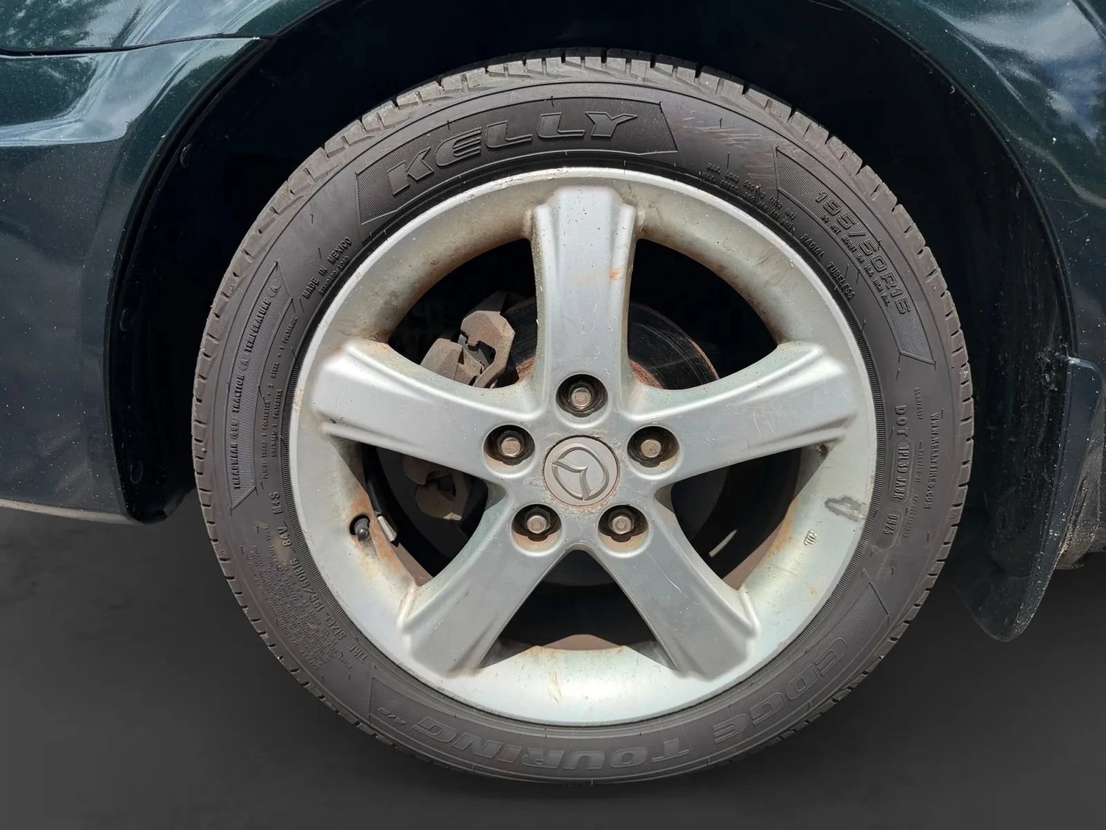Used 2003 MAZDA Protege FWD image 9