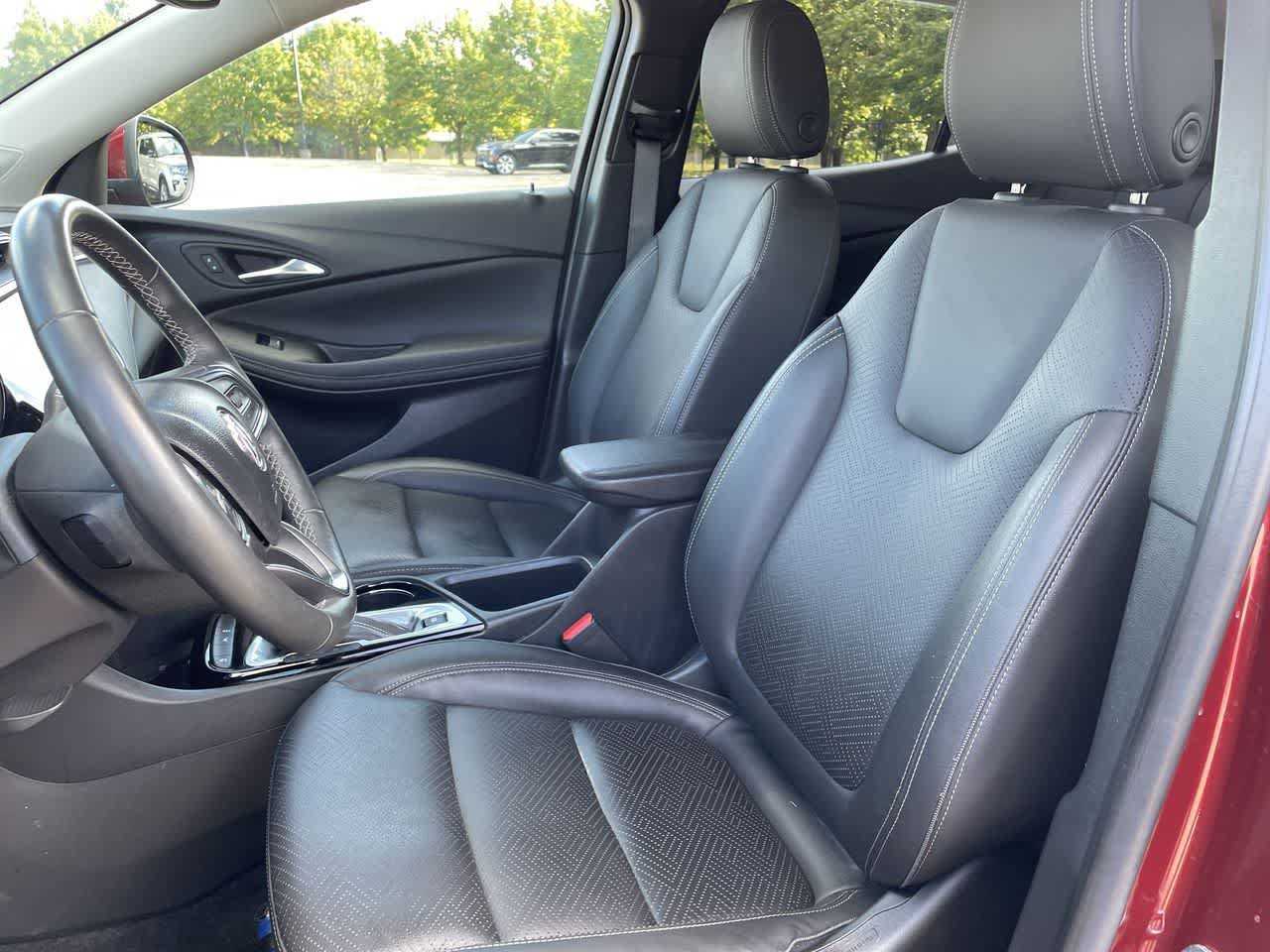 Used 2023 Buick Encore GX Essence w/ Experience Buick Package FWD image 12