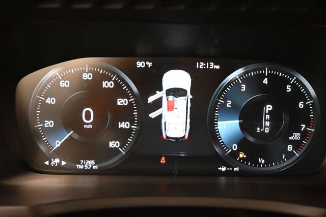 Used 2022 Volvo XC90 T5 Momentum AWD/4WD image 15
