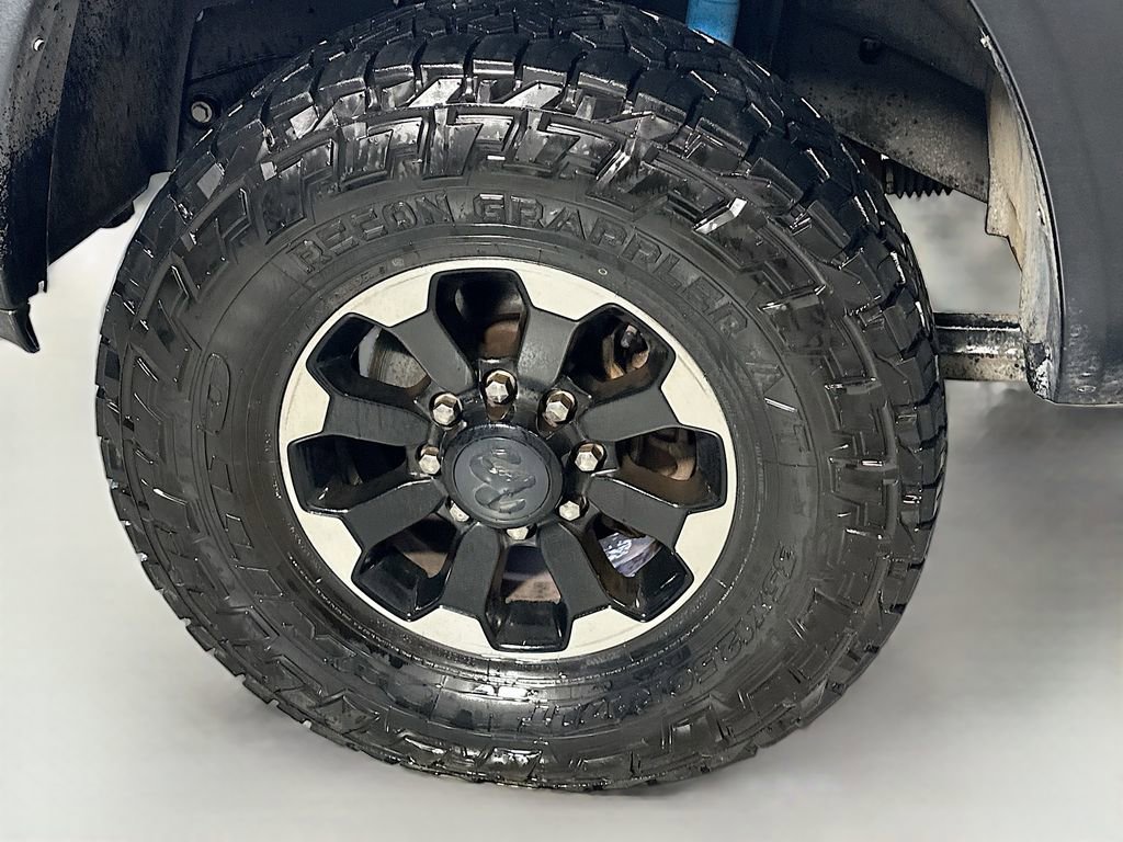 Used 2018 RAM 2500 Power Wagon w/ Leather & Luxury Group image 30