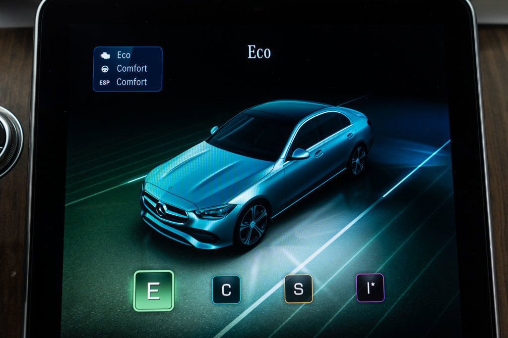 Used 2023 Mercedes-Benz C 300 C 300 4MATIC Sedan w/ Pinnacle Trim Package image 23