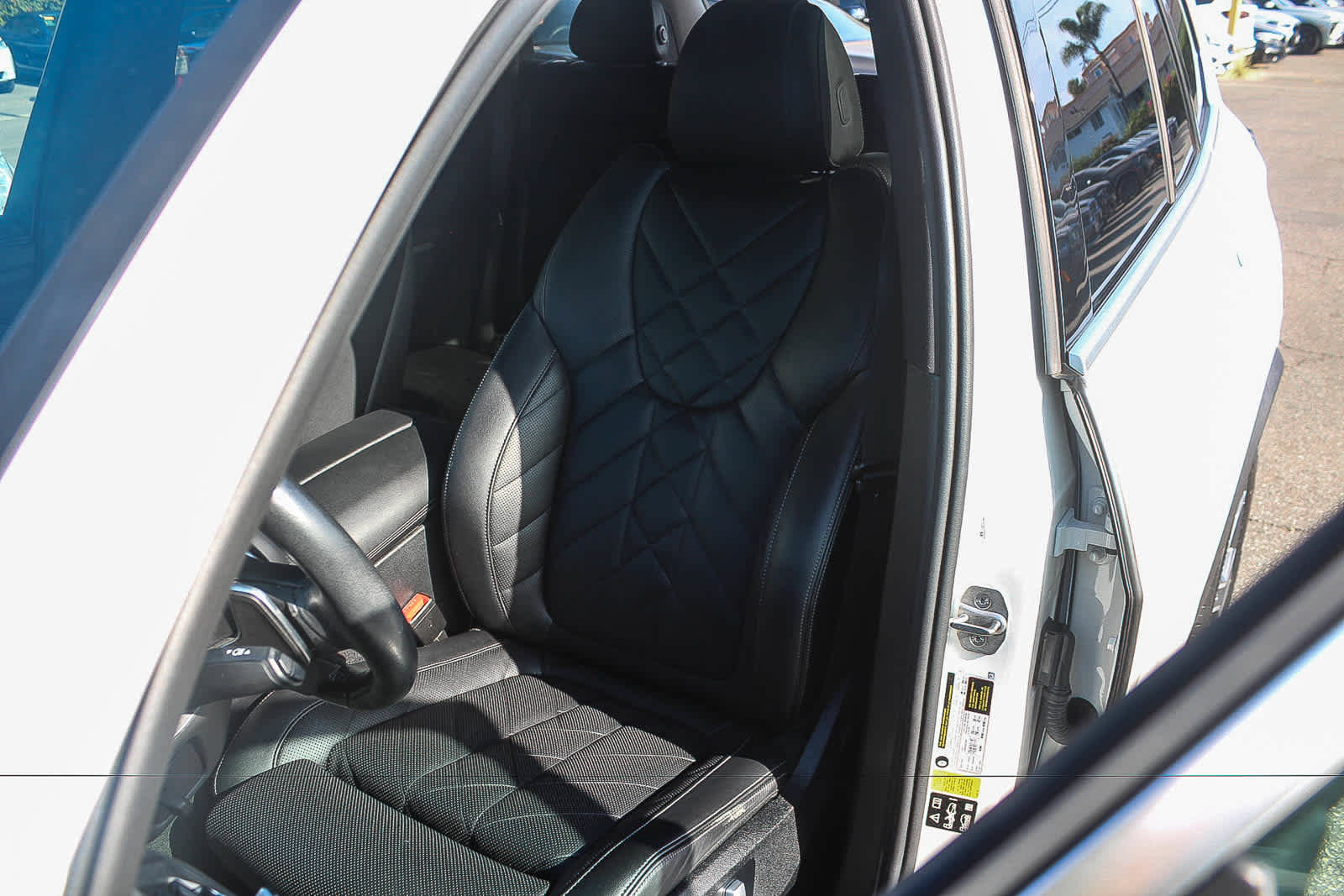 Used 2024 BMW X5 xDrive40i w/ Premium Package AWD/4WD image 25