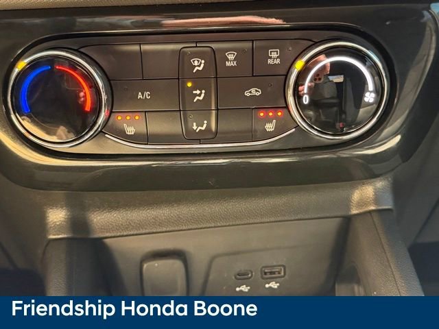 Used 2024 Chevrolet TrailBlazer LT w/ LT Cold Weather Package image 25