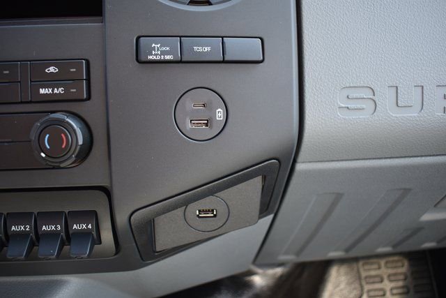 New 2025 Ford F750 2WD Regular Cab Super Duty image 33