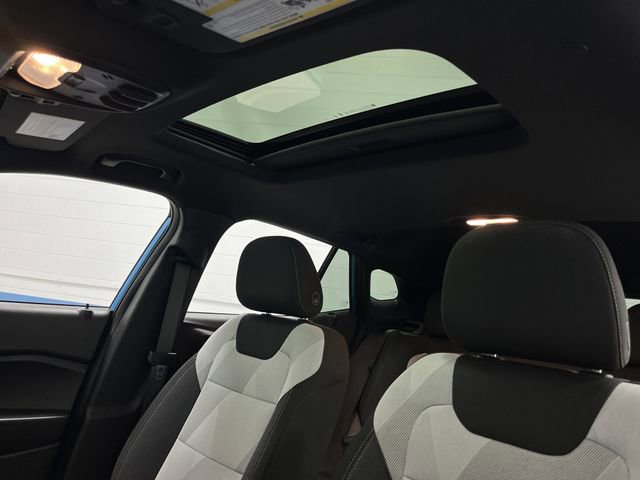 Used 2025 Chevrolet Trax RS w/ Sunroof Package image 7