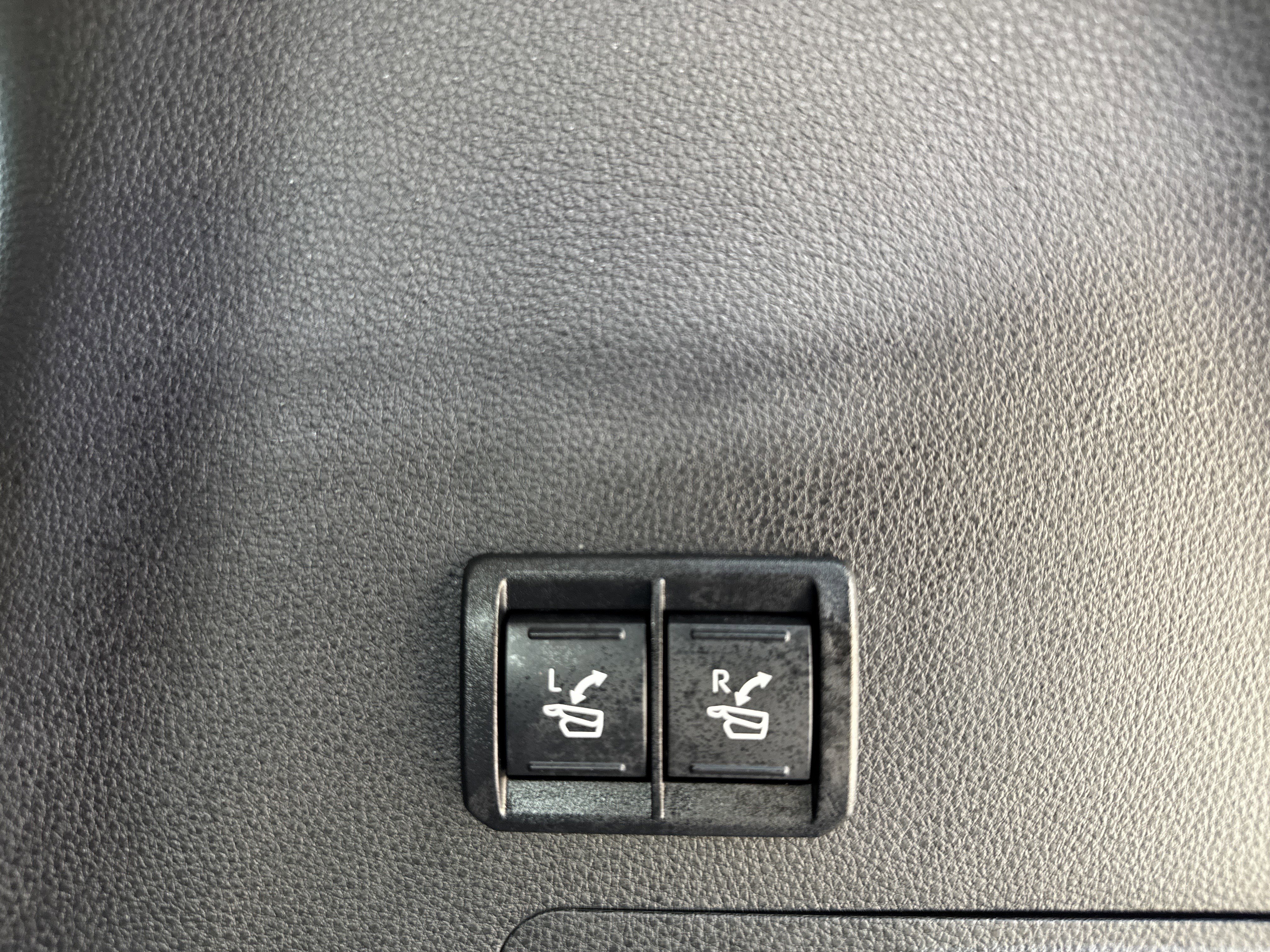 Used 2024 Toyota Sequoia Limited w/ Tow Technology Package image 37