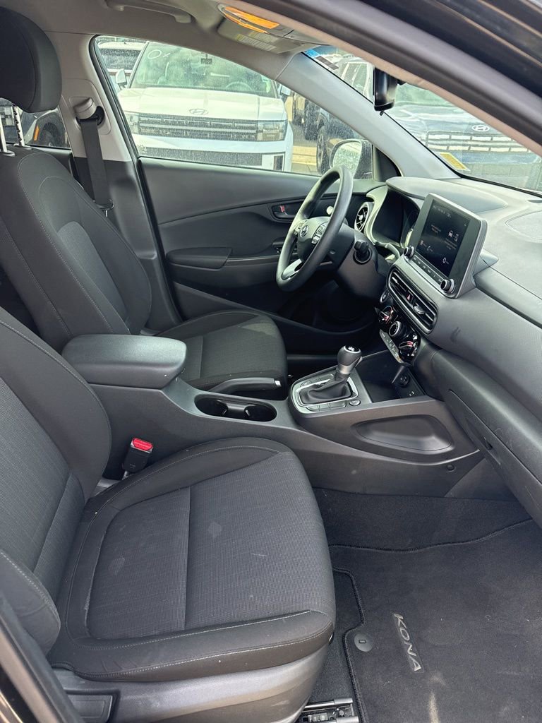 Used 2023 Hyundai Kona SEL image 14