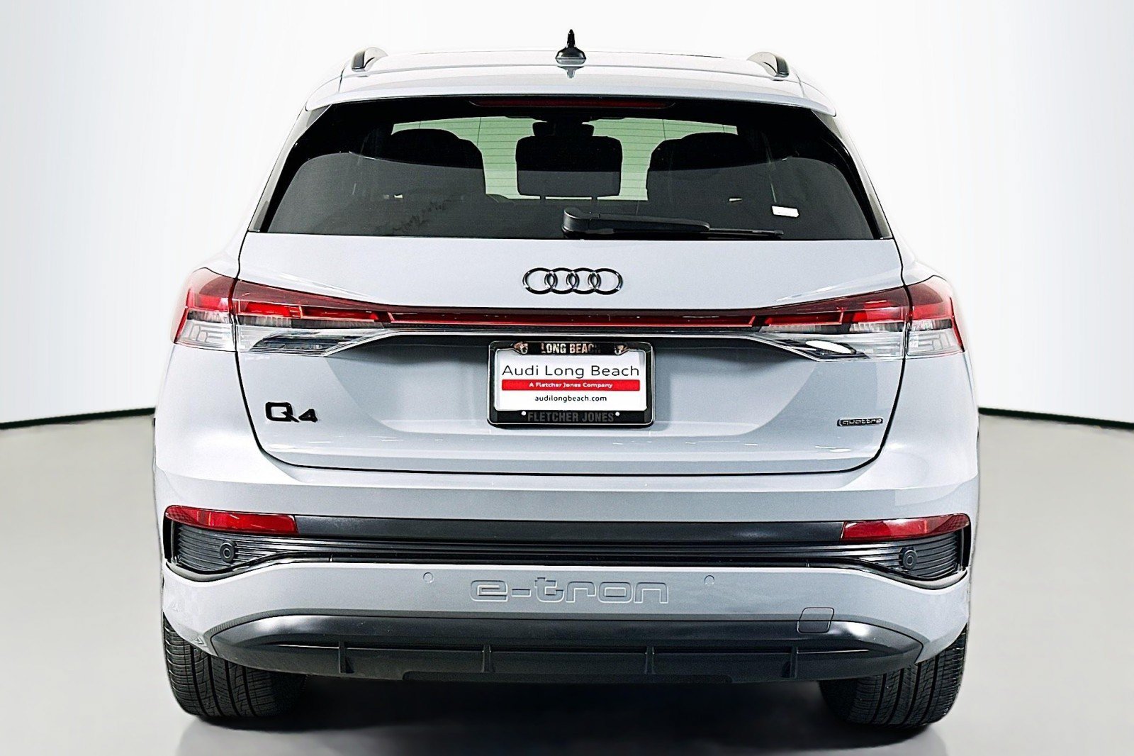 Used 2023 Audi Q4 e-tron Premium w/ Convenience Package AWD/4WD image 3