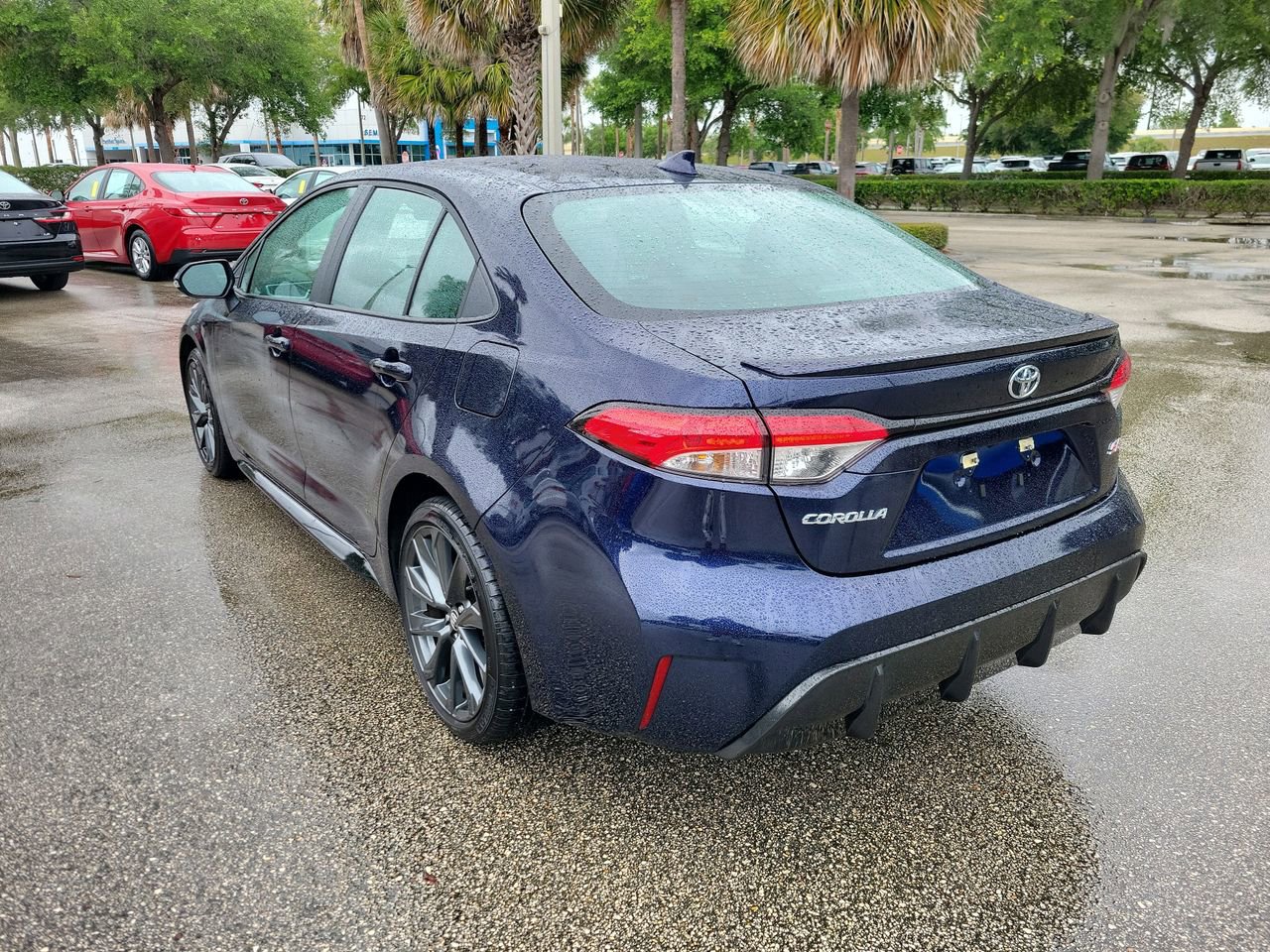Used 2025 Toyota Corolla SE image 4