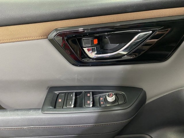 Used 2025 Subaru Forester Sport image 14