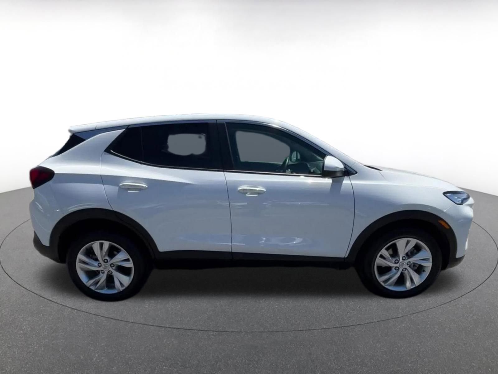 Used 2025 Buick Encore GX Preferred FWD image 16