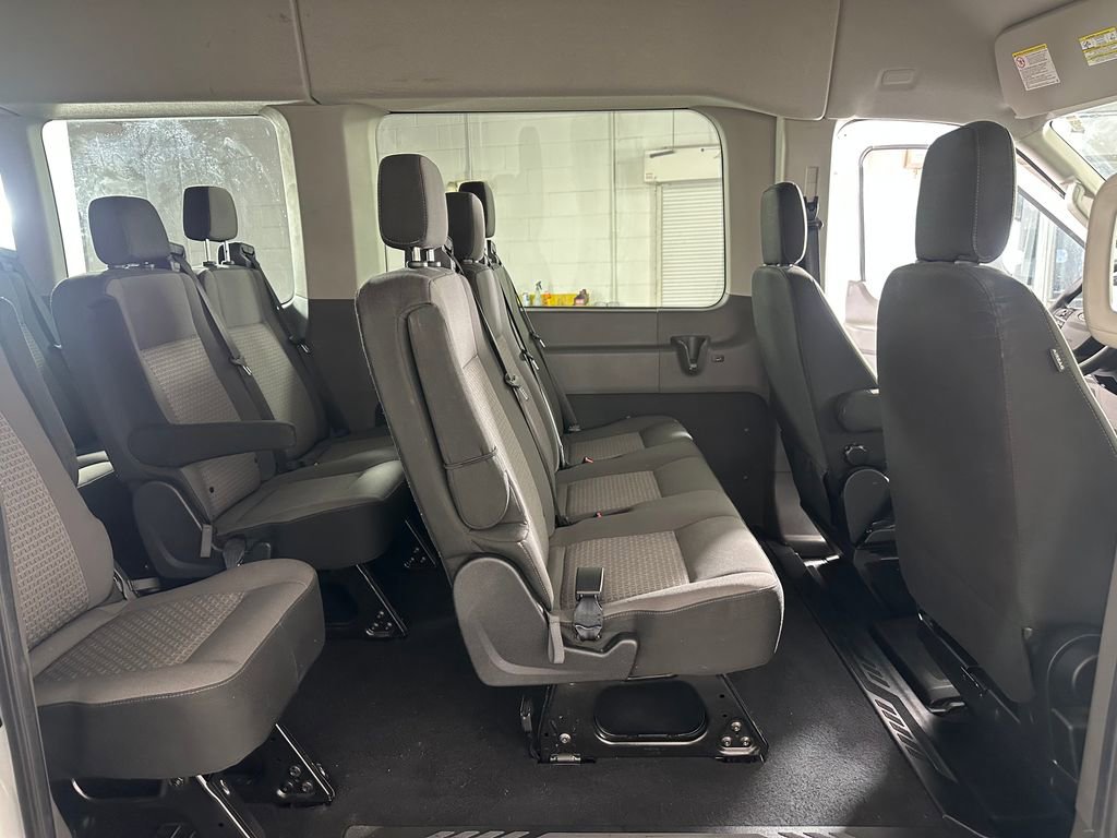 Used 2024 Ford Transit 350 XLT RWD image 17