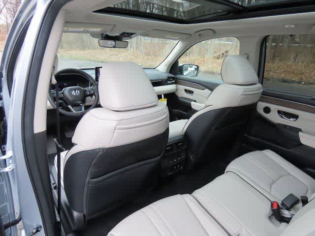 New 2026 Honda Pilot Elite image 17