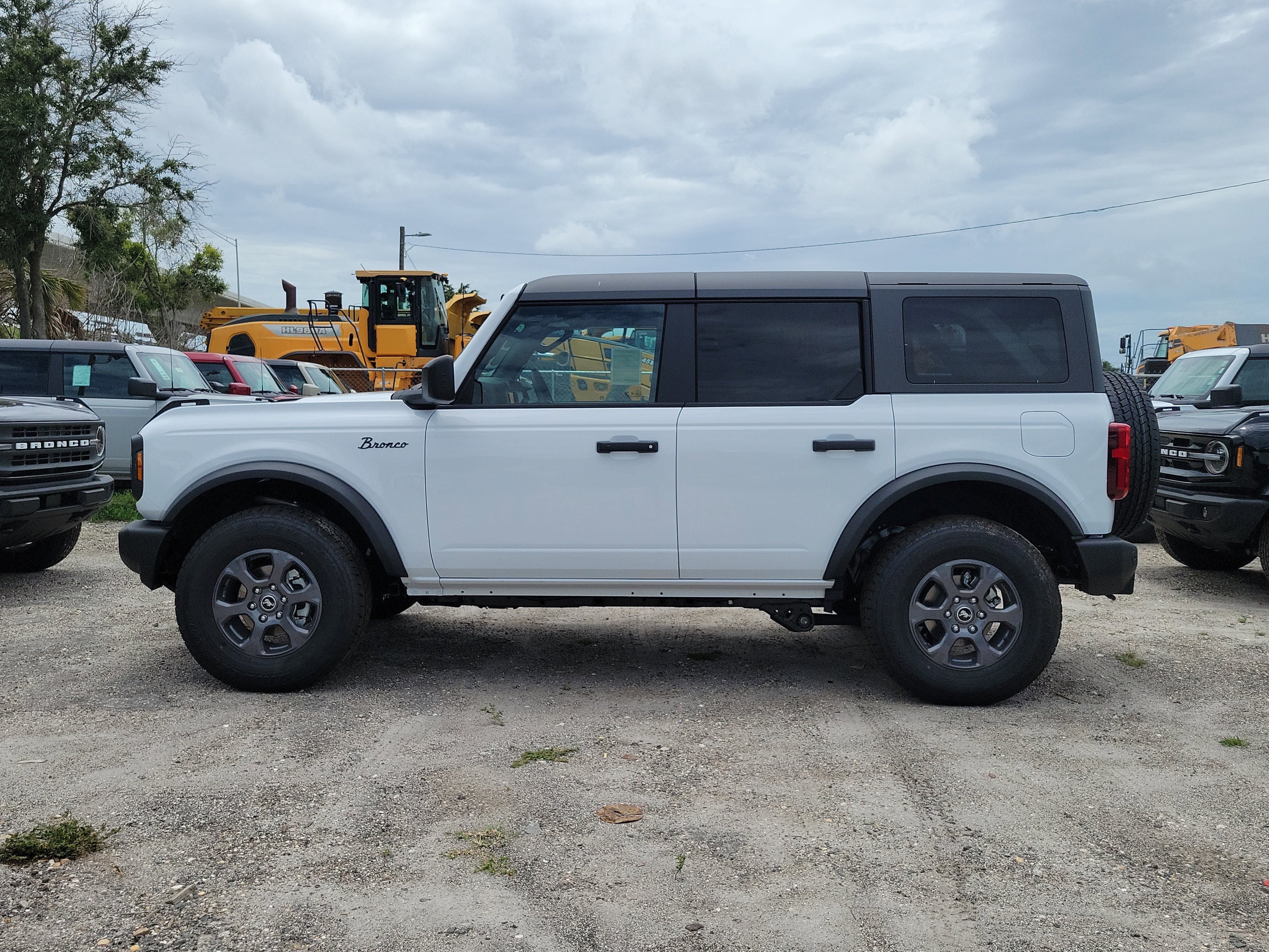 New 2026 Ford Bronco Big Bend AWD/4WD image 6