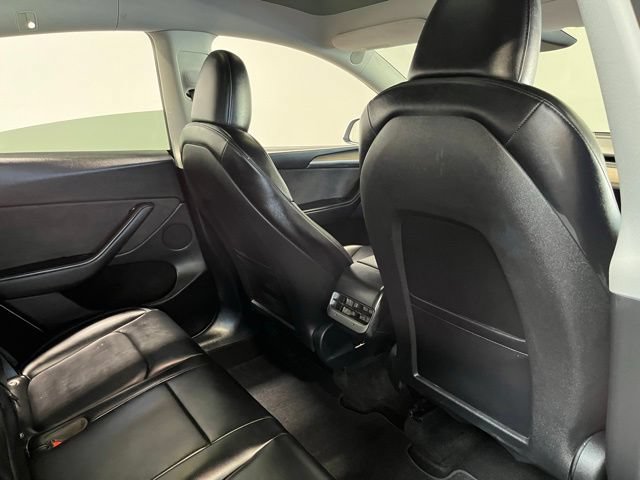 Used 2024 Tesla Model Y Long Range AWD/4WD image 14