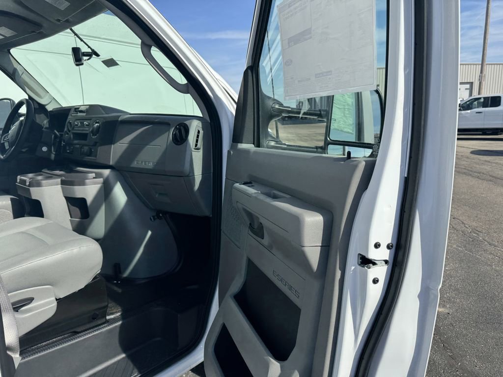 New 2025 Ford E-350 and Econoline 350 Super Duty w/ Power Equipment Group image 10