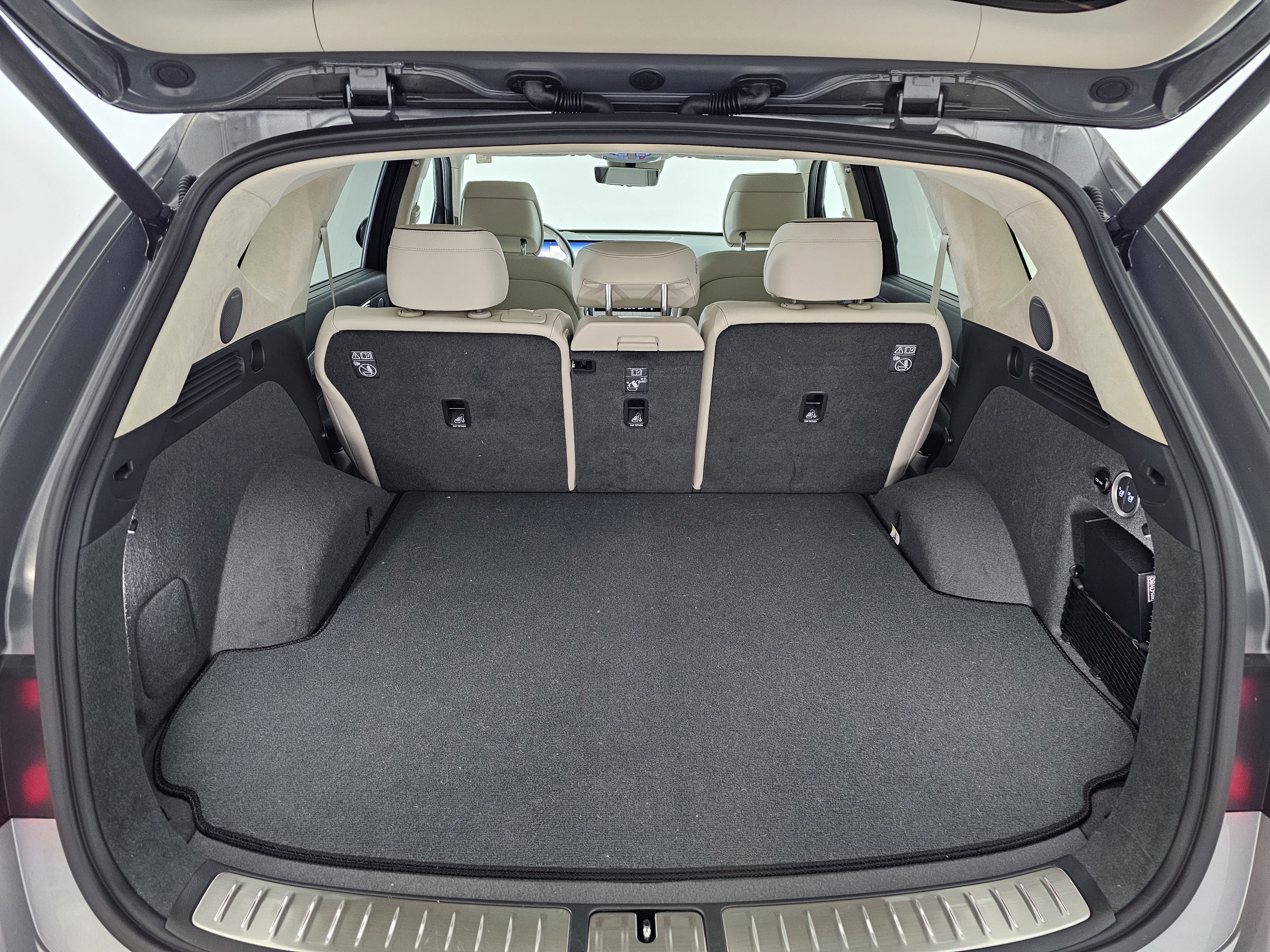 Used 2025 Genesis GV80 3.5T Prestige image 26