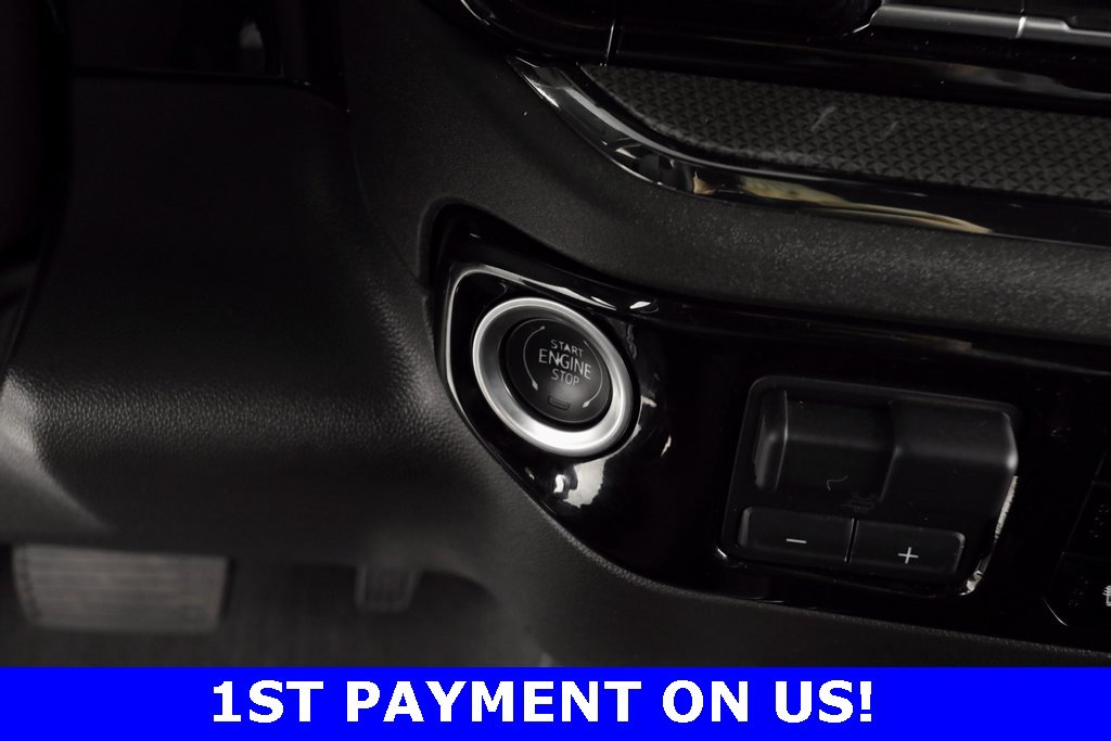 Used 2024 Chevrolet Silverado 1500 ZR2 w/ Technology Package image 27