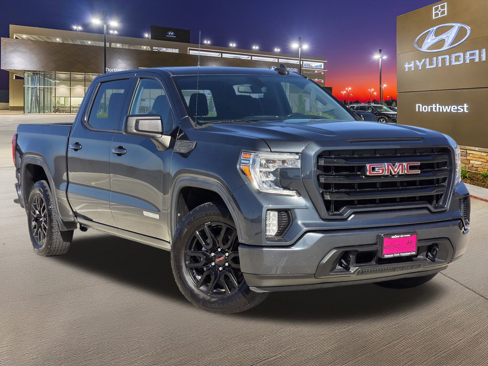 Used 2020 GMC Sierra 1500 Elevation w/ Elevation Value Package image 3