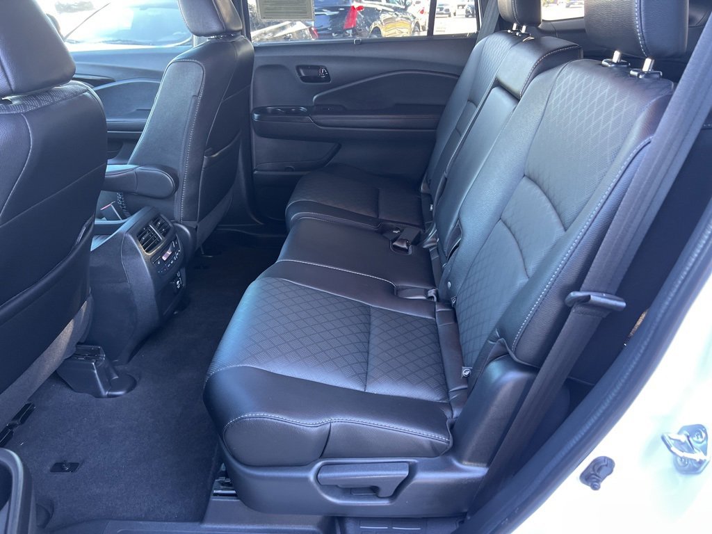 Used 2022 Honda Passport Elite image 18