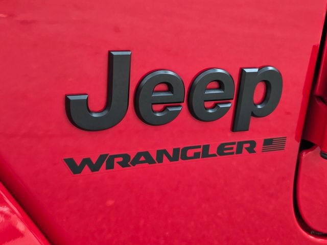 Used 2025 Jeep Wrangler Unlimited Sahara AWD/4WD image 26