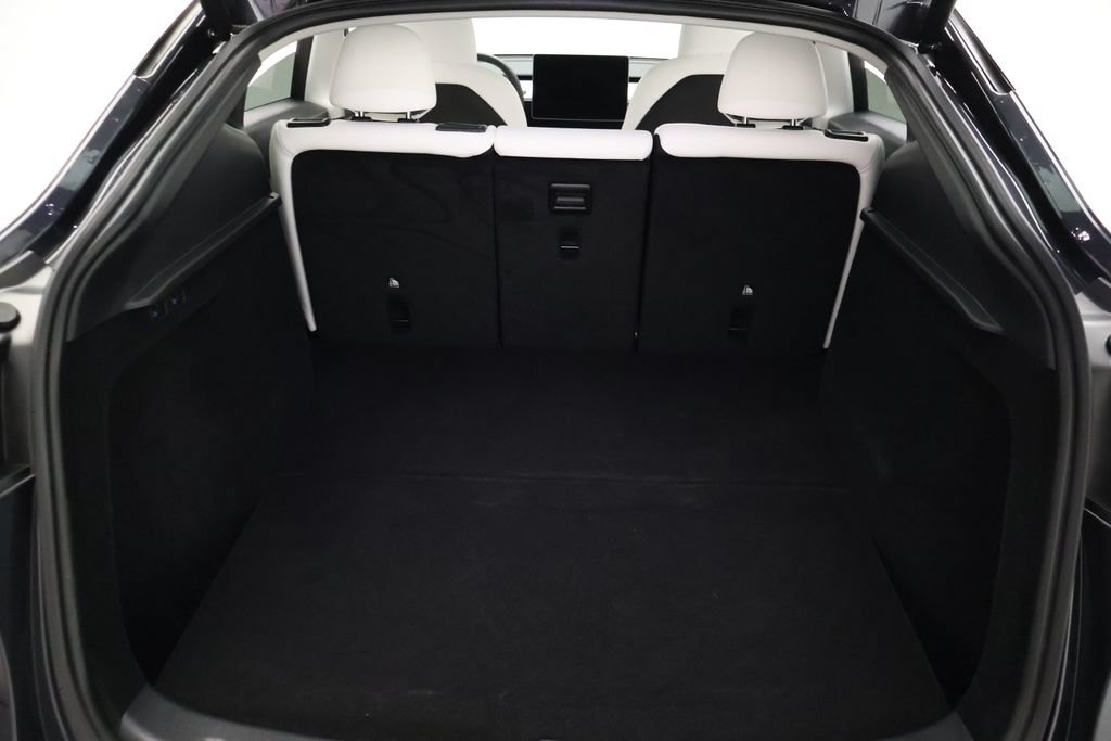 Used 2025 Tesla Model Y Long Range RWD image 22