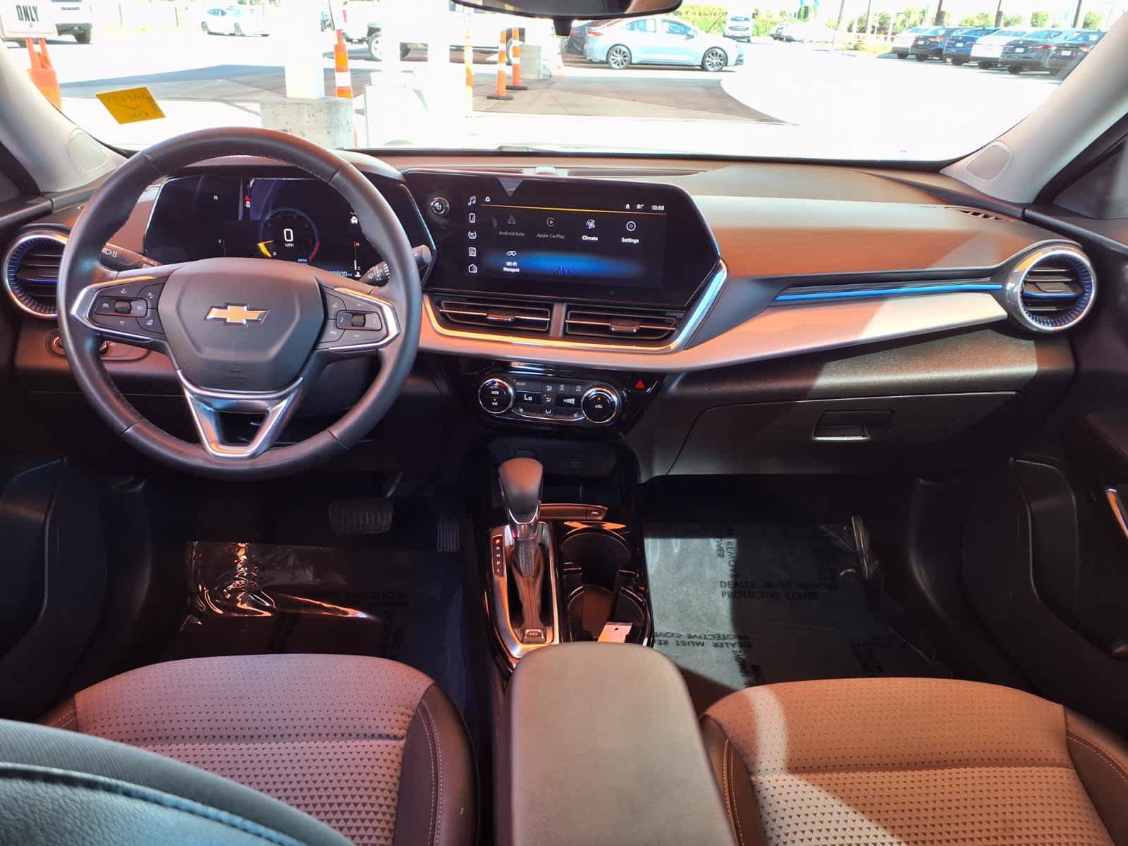 Used 2025 Chevrolet Trax LT w/ Driver Confidence Package FWD image 13