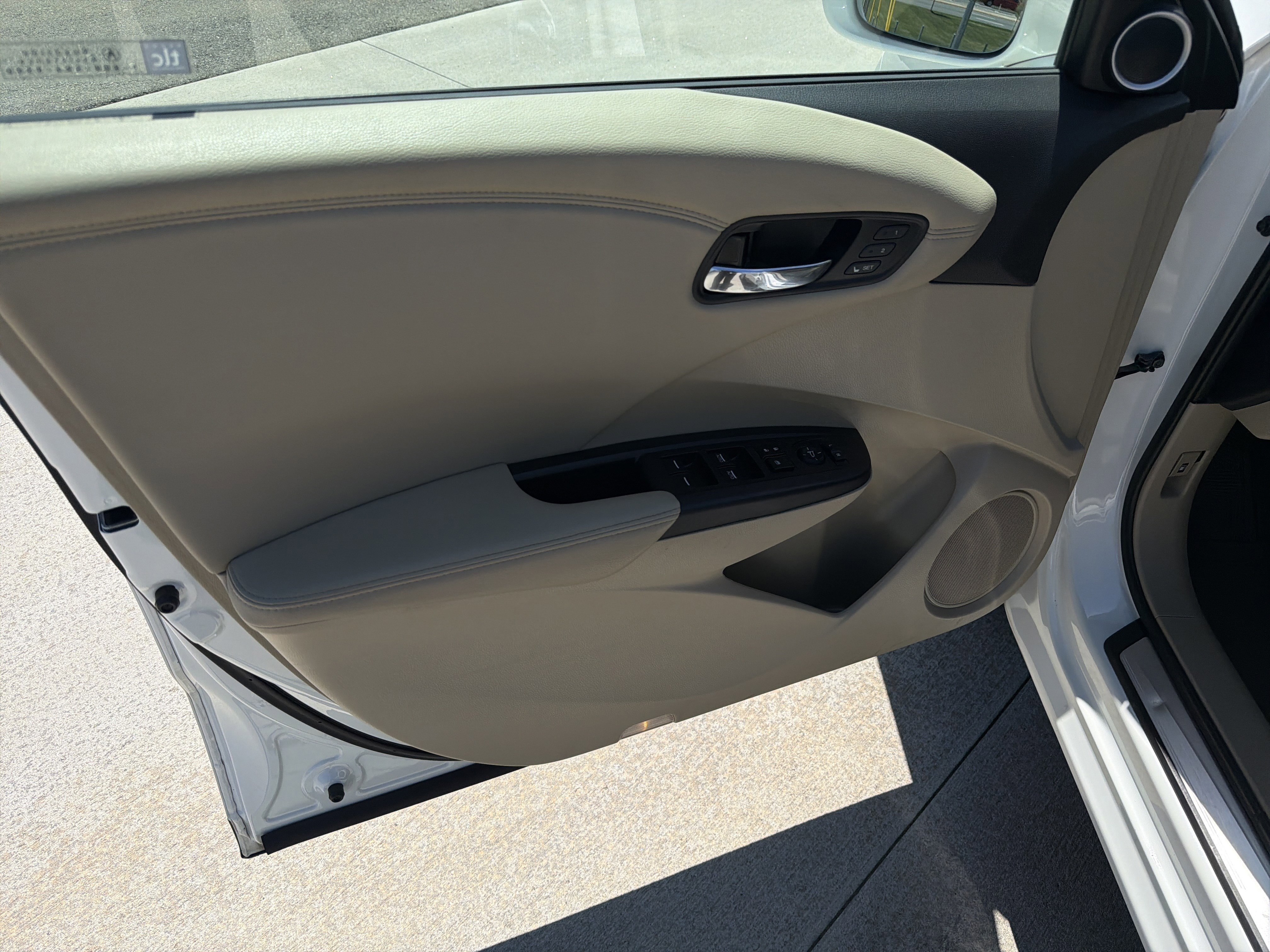 Used 2015 Acura RDX FWD w/ Technology Package image 14