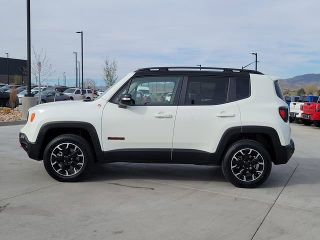 Used 2023 Jeep Renegade Trailhawk AWD/4WD image 2