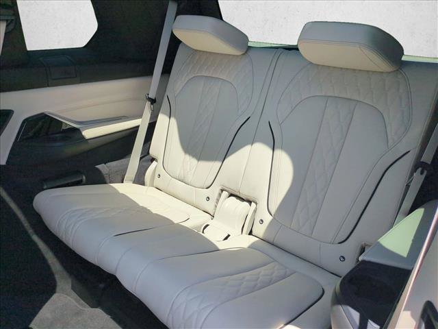 Used 2026 BMW ALPINA XB7 AWD/4WD image 23