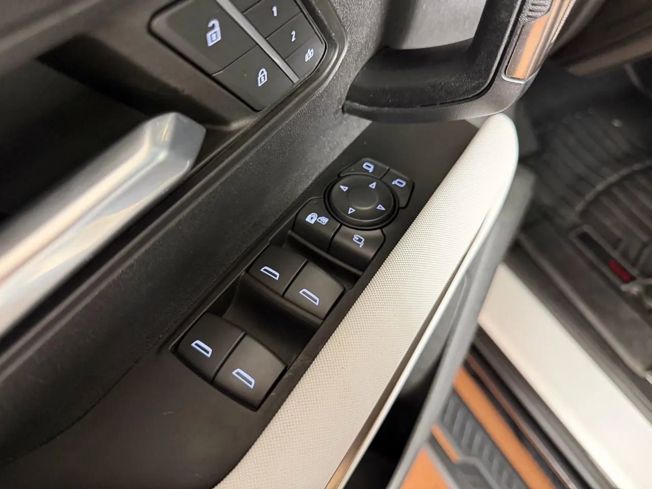 Used 2023 GMC Hummer EV Edition 1 AWD/4WD image 18