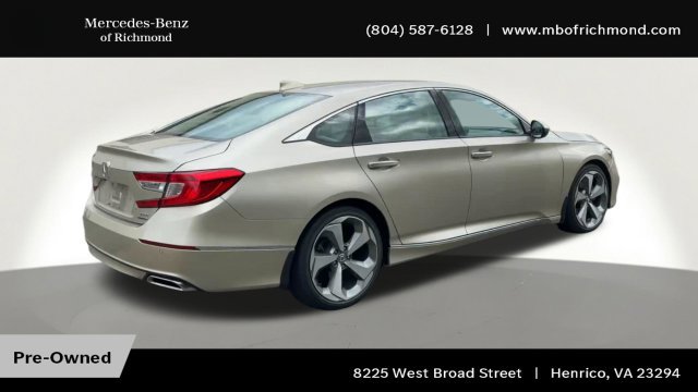 Used 2020 Honda Accord Touring image 2