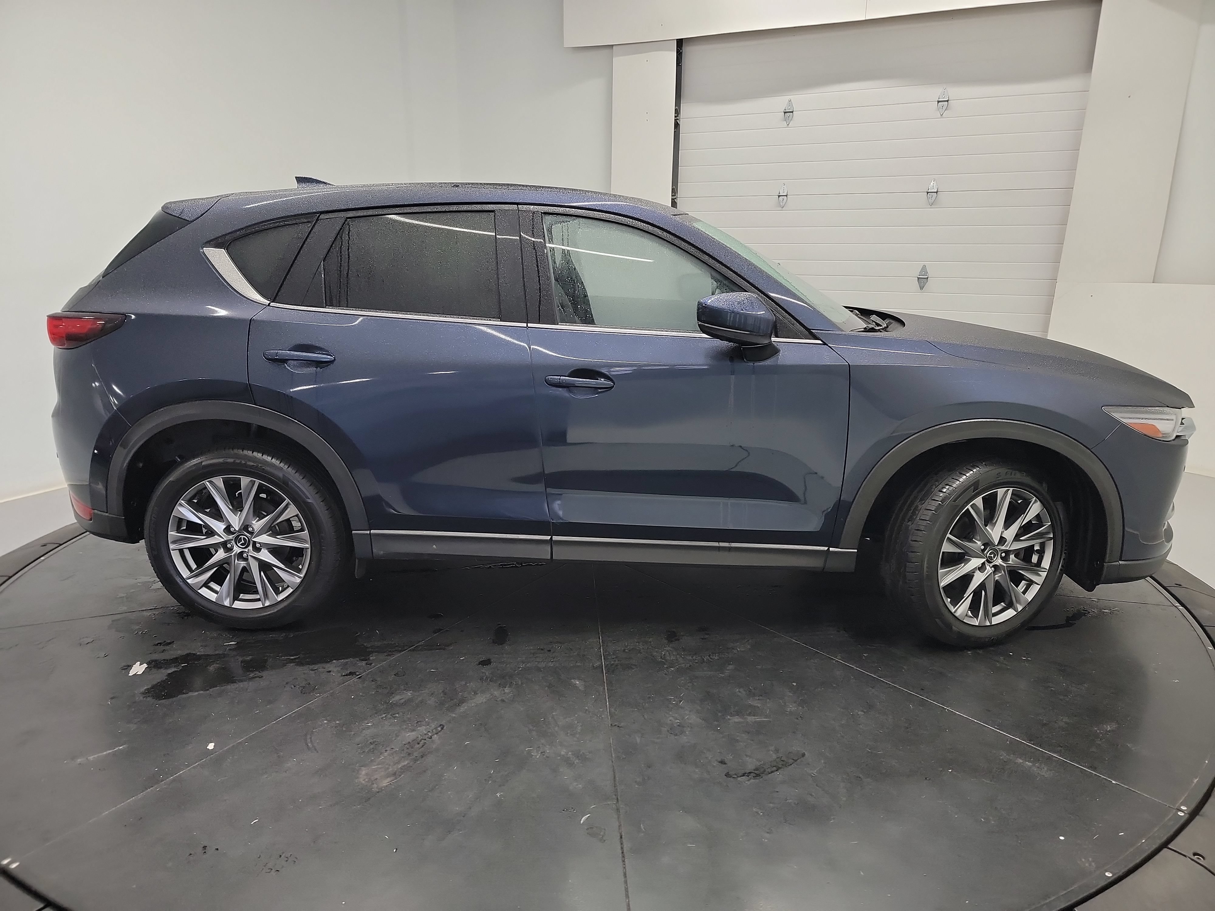 Used 2021 MAZDA CX-5 Signature AWD/4WD image 11